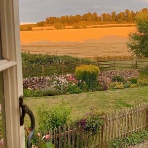 Meet your Posher, Shuai